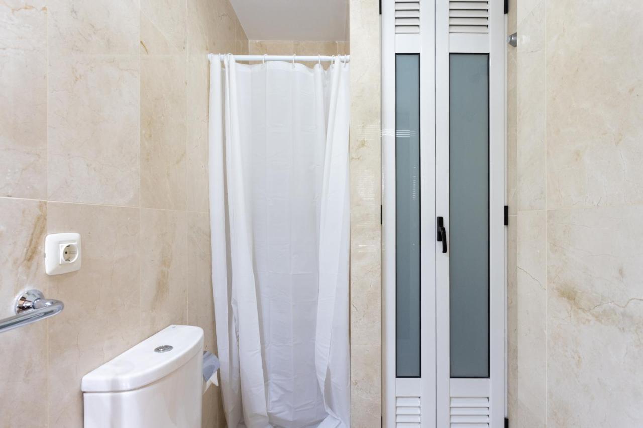 Home2Book Bright & Comfy Apt Santa Cruz Center Bagian luar foto