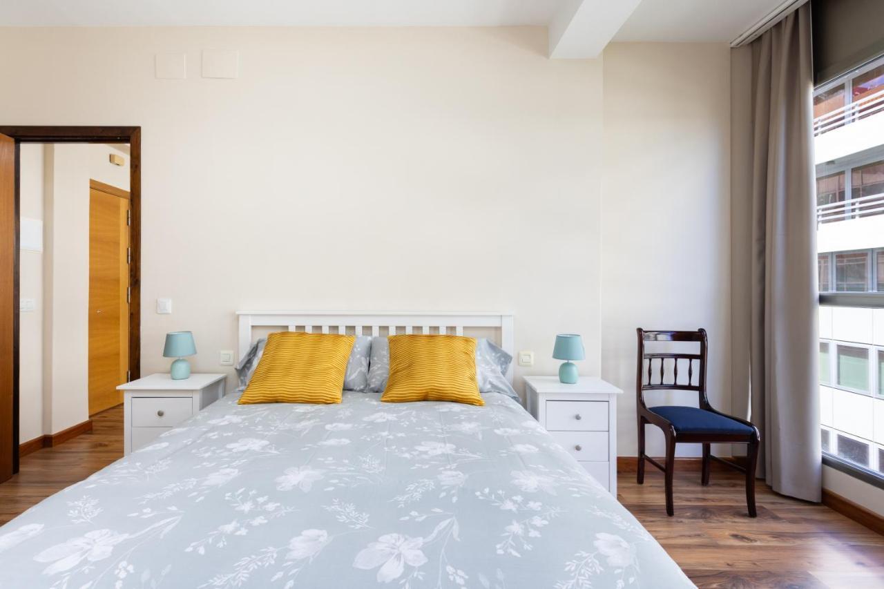 Home2Book Bright & Comfy Apt Santa Cruz Center Bagian luar foto